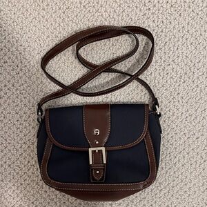 Vintage Etienne Aigner Navy blue and Brown Crossbody Bag